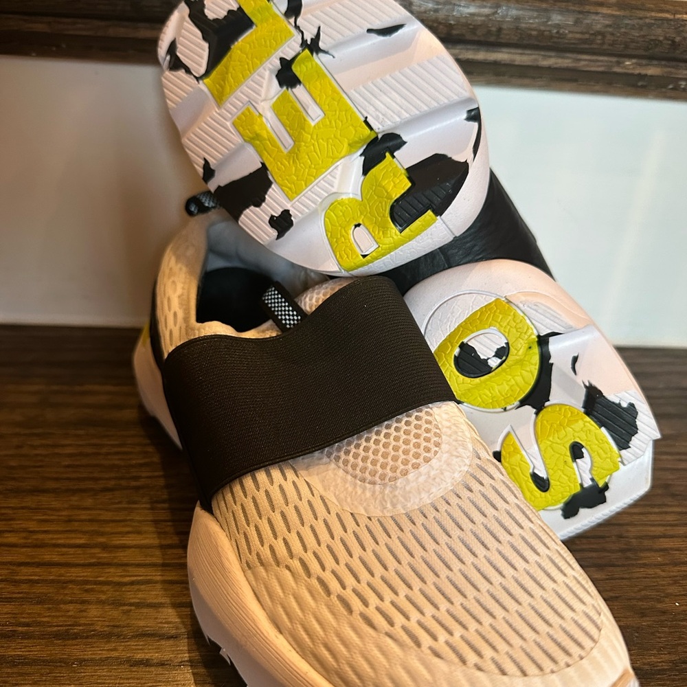 Sorel Kinetic Impact Sneaker